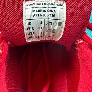 Used but GREAT CONDITION. DESIGNER brand shoes, extremely comfortable…